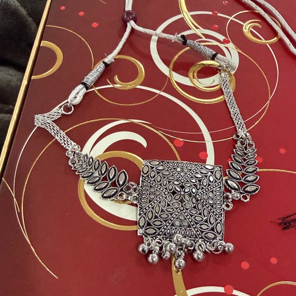 Women's Jewelry Necklace